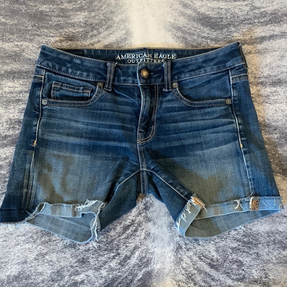 size 2 American eagle midi jean shorts